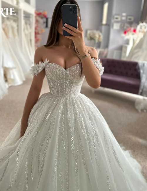 Vintage glitter wedding dress, applique bridal gown, A-line off-shoulder wedding gown, sweetheart neckline bride dress, sparkly princess wedding dress