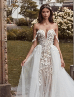 arabic marriage dress for bride, elegant arabic wedding gown, lace applique arabic bridal dress, mermaid style arabic marriage gown, detachable train arabic wedding dress