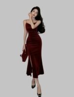 vintage prom dress for women, velvet bodycon prom dress, sleeveless velvet evening dress, velvet beach party dress