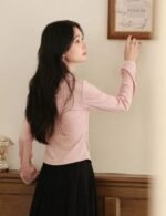 lace trim long sleeve pink t shirt, women’s pink long sleeve t shirt, cozy women’s winter tee, stylish pink t shirt