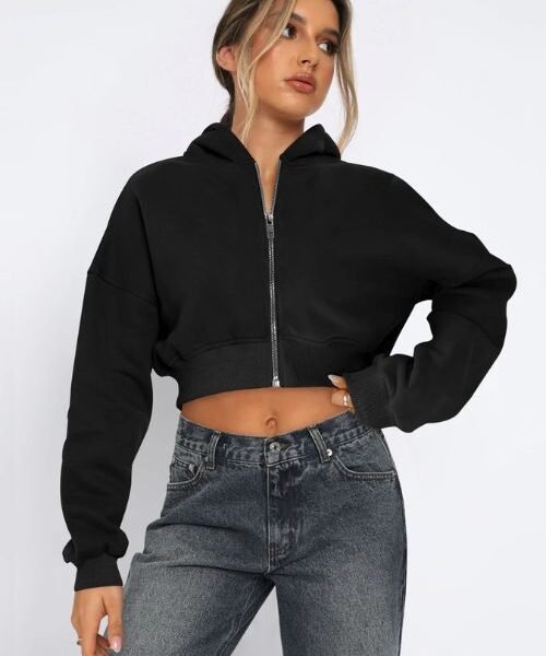 Zip up cropped hoodie in soft fleece, Trendy women’s fleece zip up hoodie, women’s cropped hoodie, Comfortable fleece hoodie for women, Warm fleece zip up hoodie for women