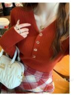 women v neck sweater
