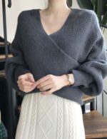 women's v neck pullover sweater