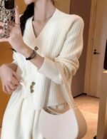 casual v neck sweater