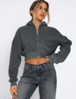 Cropped fleece hoodie for casual wear