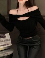 Black Knitted Pullover Sweater