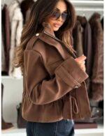 Zipper jacket for street fashion look