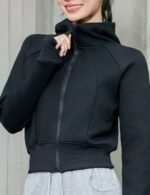 Warm cropped zip hoodie for women