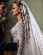 white lace marriage dress